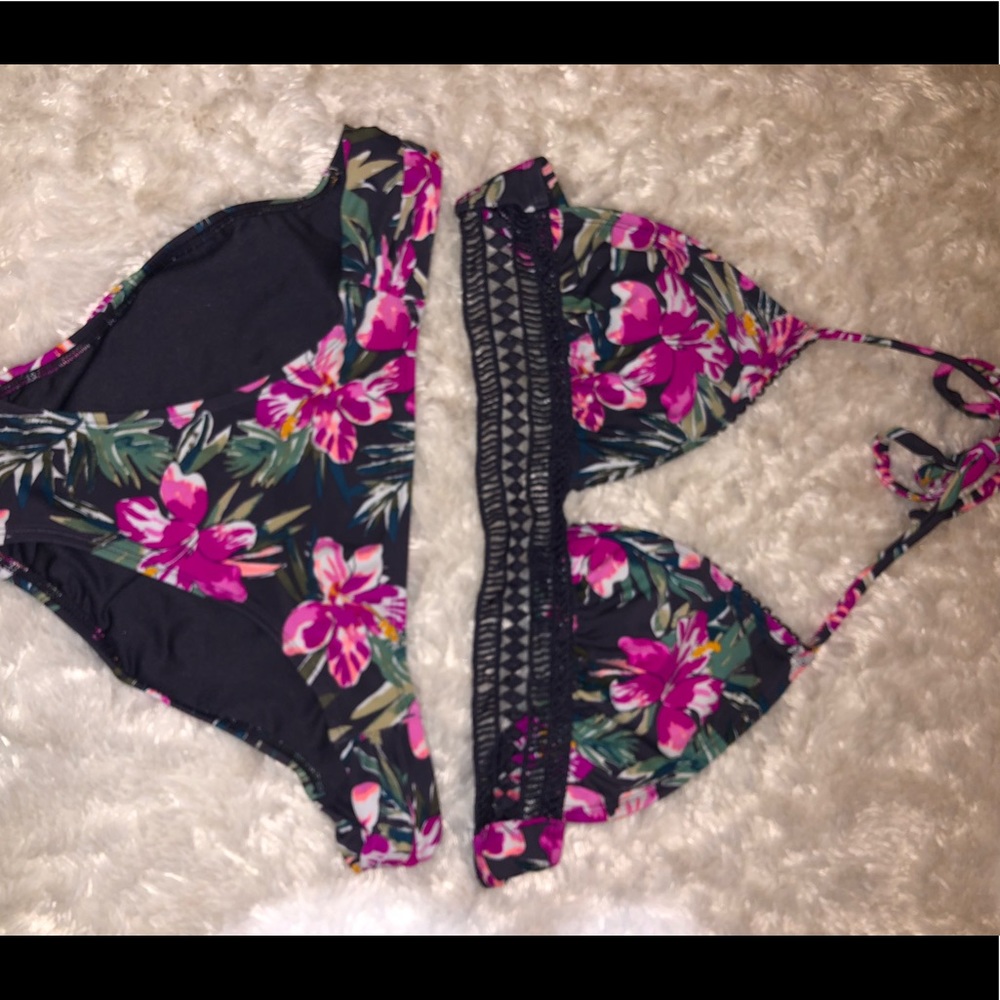 floral bikini
